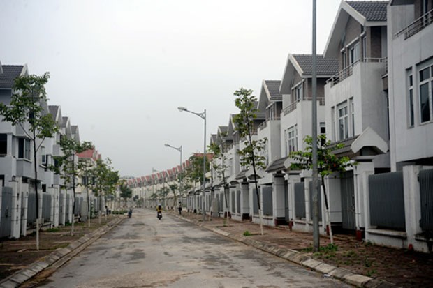 Hàng trăm biệt thự tại Khu đô thị Văn Phú bị bỏ hoang